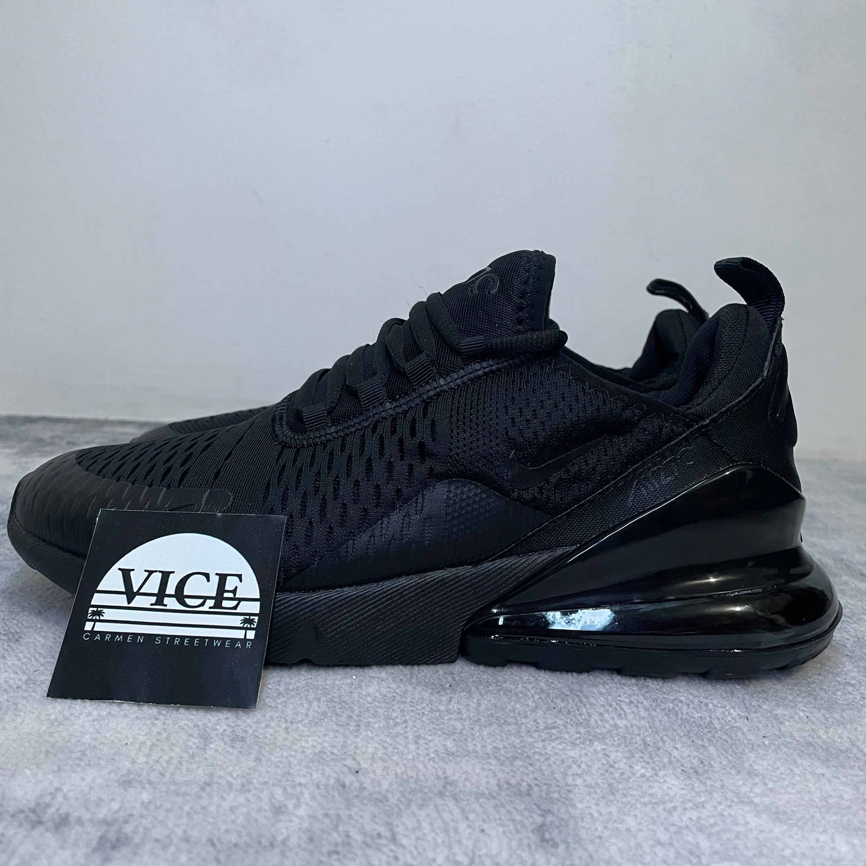 NIKE AIRMAX 270