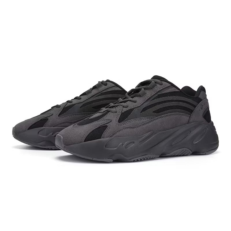 YEEZY BOOST 700 BLACK