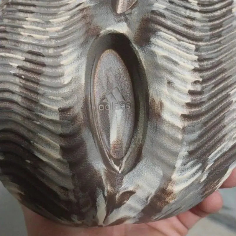 YEEZY FOAM RNR CREAM