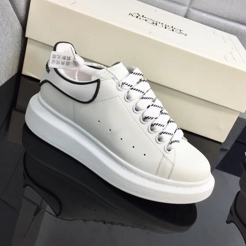 ALEXANDER MCQUEEN LARRY